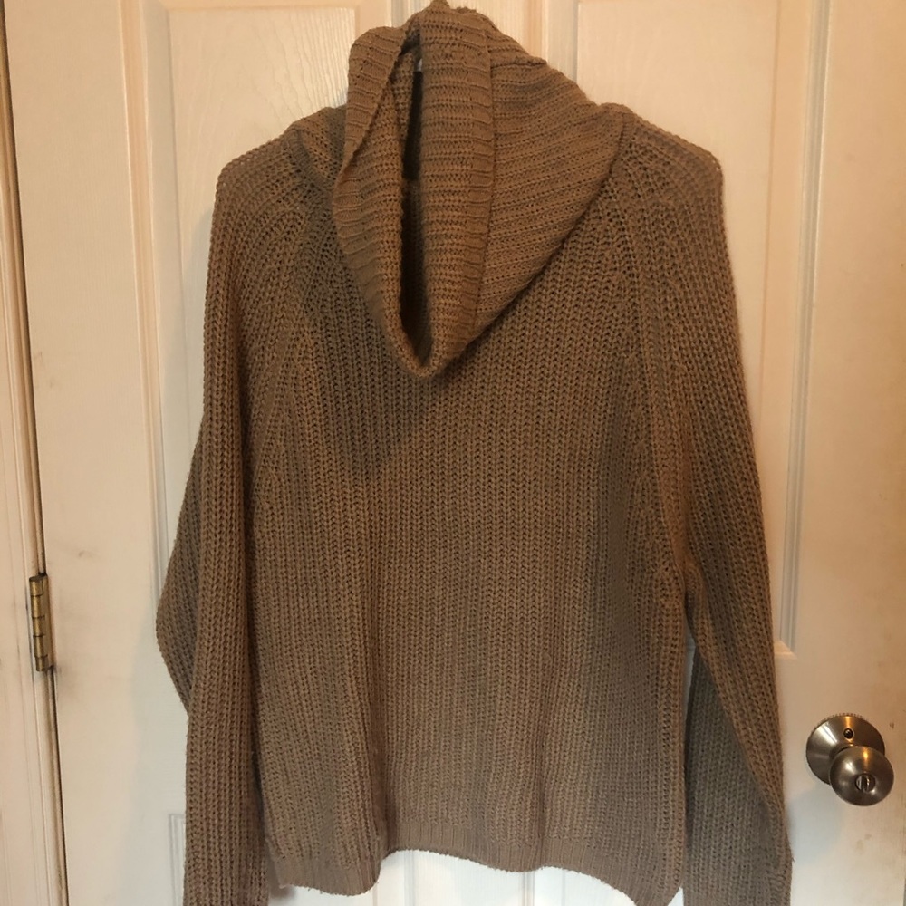 Cowl neck beige sweater